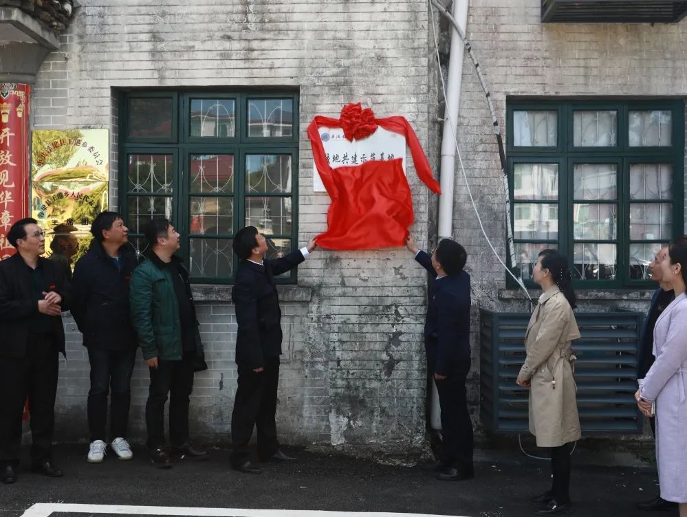 1667968549779463.jpg 1667968549779463.jpg